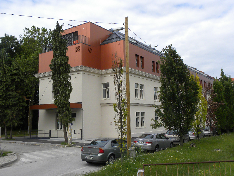 Youth center Opekarna in Maribor
